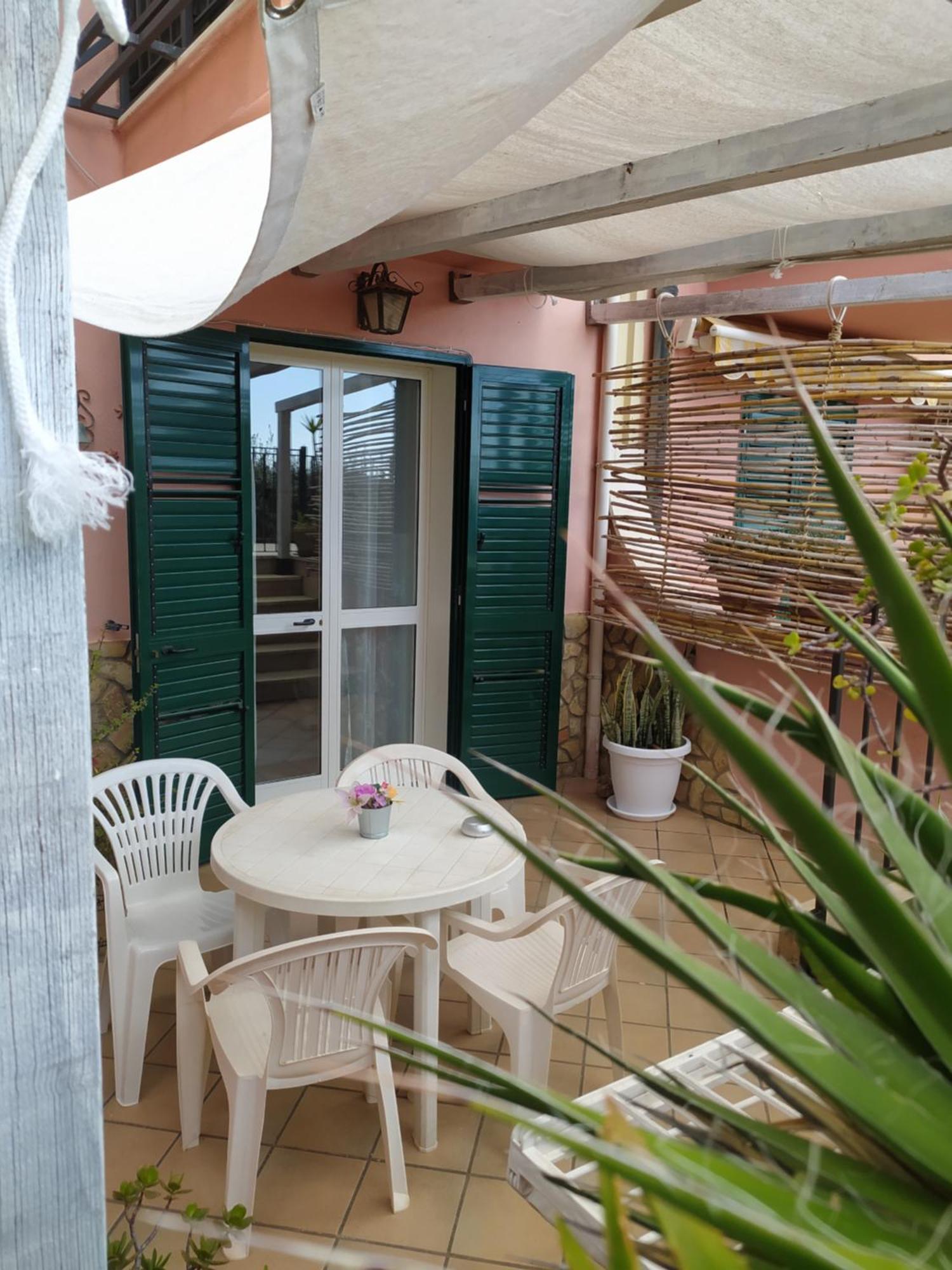 Lägenhet på 35 m² i Realmonte, med 1 sovrum och 1 badrum  Exteriör bild